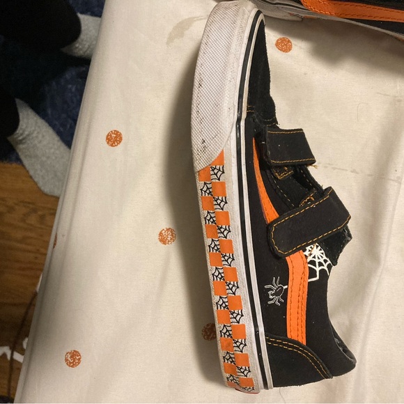 Kids Vans size 2 - Picture 3 of 4